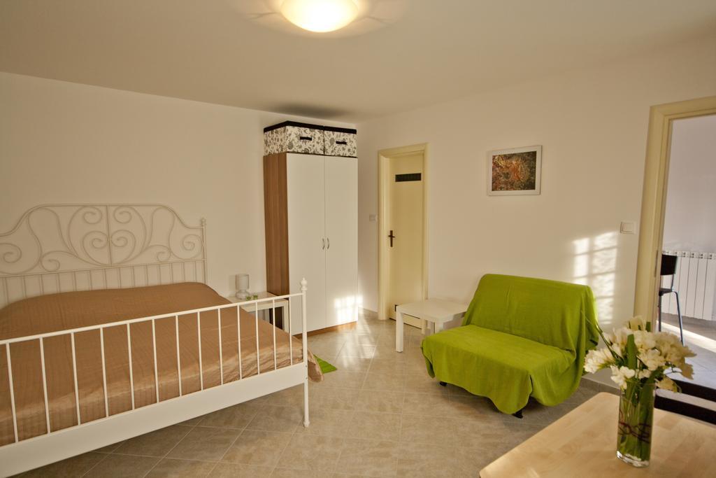 Guesthouse Toticevi Rijeka Habitación foto